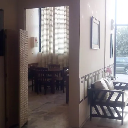 Ionio Hotel *
